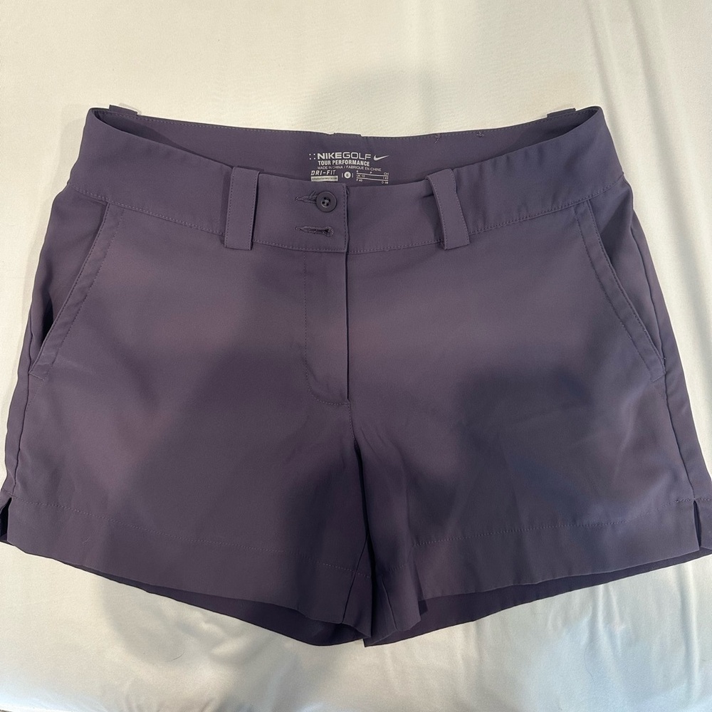 Women’s Nike Golf Shorts Size 6